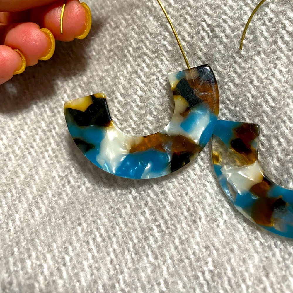 half circle plastic + wire earrings